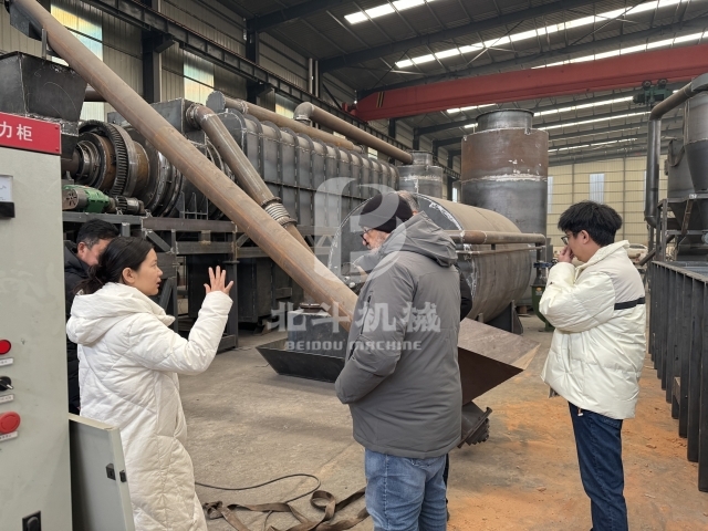 玻利维亚客户考察午夜性色福利在线机械午夜成人在线观看并探索环保机遇