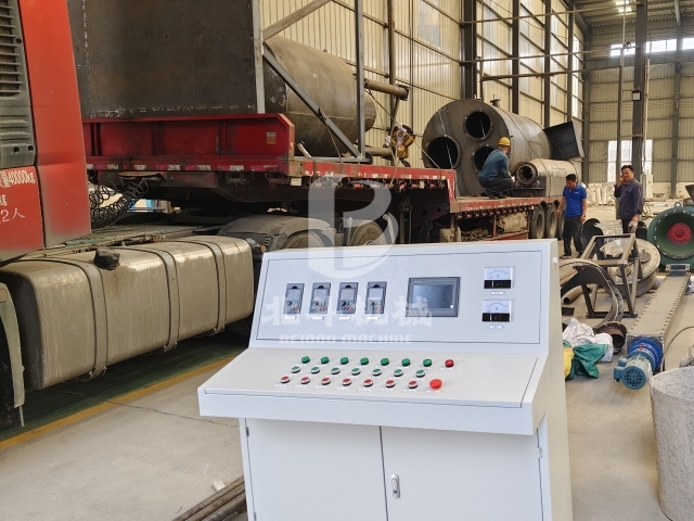 装车进行时!工厂发货使命必达