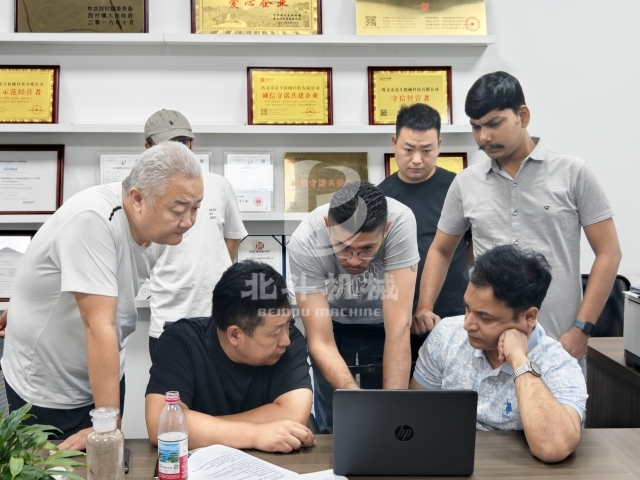 锁定合作仅为开端!非洲企业特意赴午夜性色福利在线验机